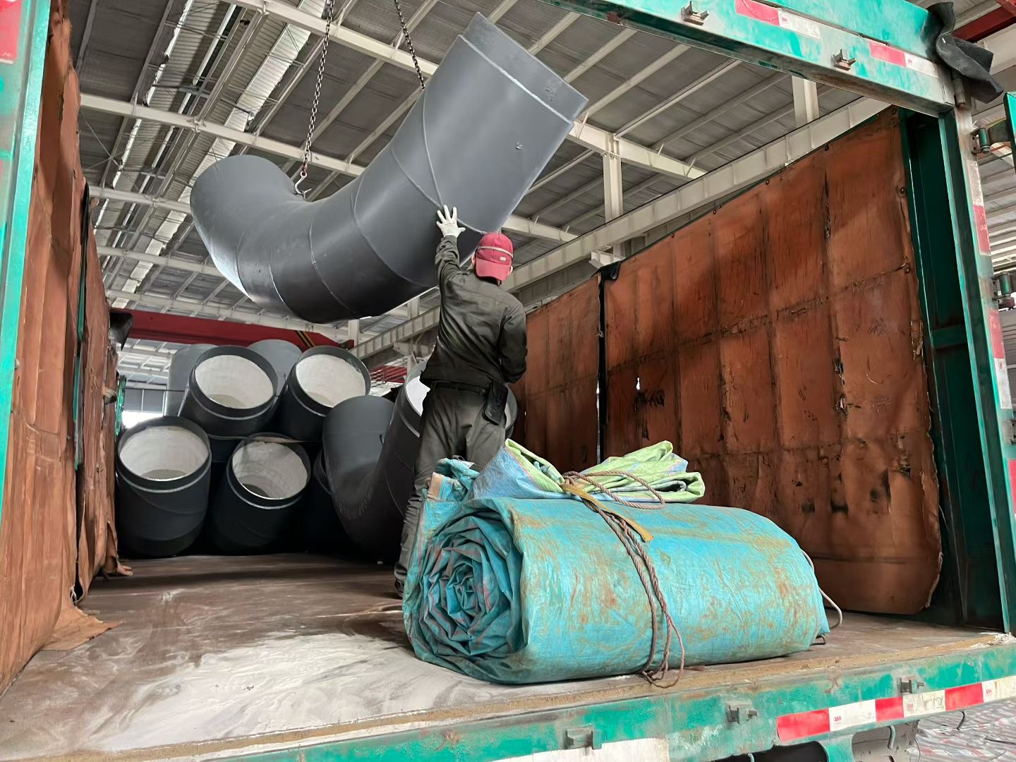 青岛市碳化硅耐磨管耐磨管道 - 推荐